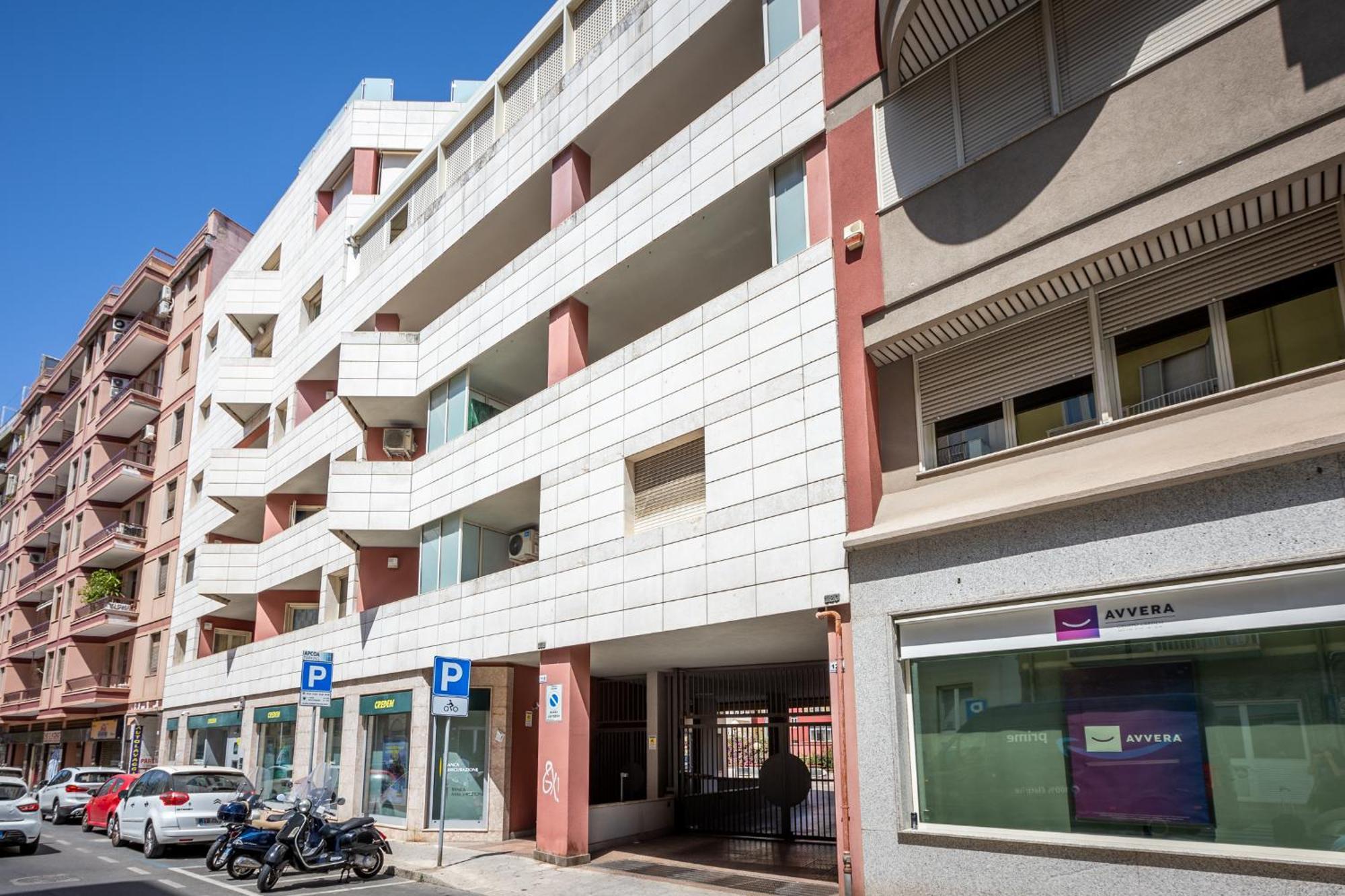 Fior Di Loto Central Κάλιαρι Εξωτερικό φωτογραφία